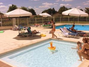 Villas Luxury Villa in France with Private Pool : photos des chambres