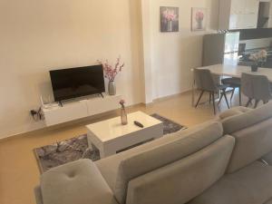Ornela Apartment