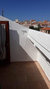 Santa Teresa mansarda parking centro