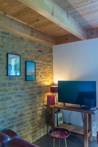 Maisons de vacances Vignes et Sentiers - Charming Stone House for 4 : photos des chambres