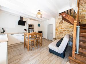 Maisons de vacances Tranquil Holiday Home in Soturac with pool : photos des chambres