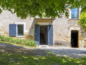 Maisons de vacances Tranquil Holiday Home in Soturac with pool : photos des chambres