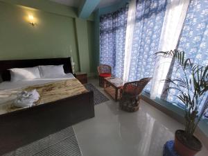 The Mountain Range Homestay