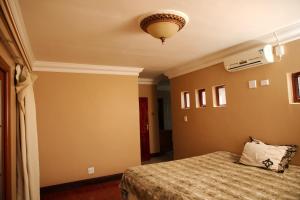 Un-Furnished Rooms Contractors Accomodation at 66 Pongola Street, MIDDELBURG, Mpumalanga