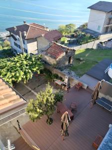 Superior One-Bedroom Apartment with Balcony
