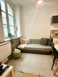 Au Coeur de Nantes - idealement situé Studio tout confort avec chambre separée