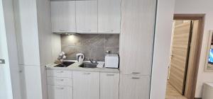 Azizi Beach & Spa Resort Luxury Apartments 20m de plaja
