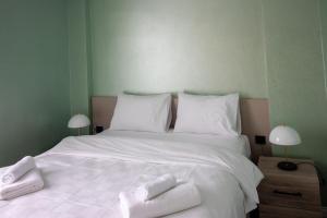 Modern & Stylish 2BR Haven by the Sea in Yedikule