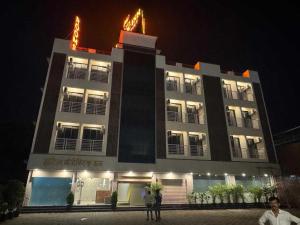 Hotel O Santacruz Khar Subway