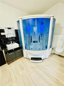 Spacious budget room with Private bathroom