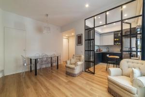 GuestHost - Charming Apartment Metro Cipro