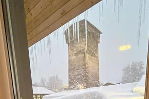 Mestia Retreat Sleeps 12 with Garden