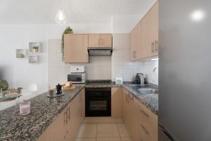 Serene Terrace And Pool