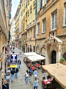 Contemporary Comfort in Genoa