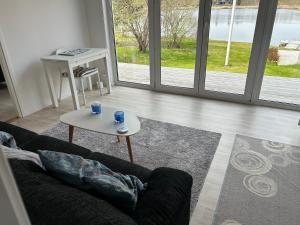 Sjöstuga, lake view cottage