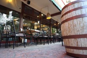 MirrArt House - Просторен луксозен апартамент - 3 спални - 2 бани - Топ център