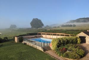 Maisons de vacances Large Gte With Pool In Peaceful Burgundy : photos des chambres