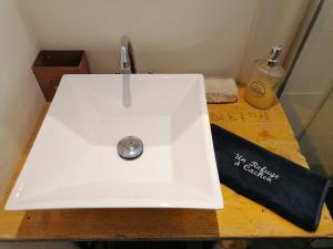 Chambre dhôtes 1 - Rétro - Un Refuge à Cachen