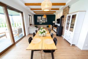 Dom nad jeziorem Głęboczek