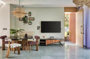 Casa Pamiya 3 BHK by tisyastays