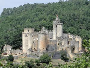 Maisons de vacances Tranquil Holiday Home in Soturac with pool : photos des chambres