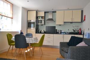 Osborne House Apartment 3