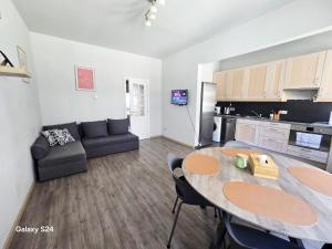 Splendid 2 bedroom apartment in Etterbeek