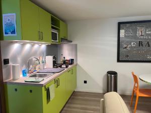 Appartements Magnifique Studio dans Villa Contemporaine au Calme avec Piscine & Parking Prive a Beaumont les Valence & Monteleger : photos des chambres