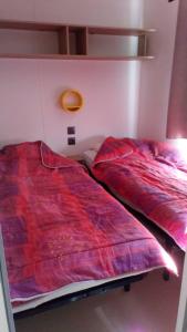 Campings Camping 4 etoiles - Piscine - ccb0dhf : photos des chambres