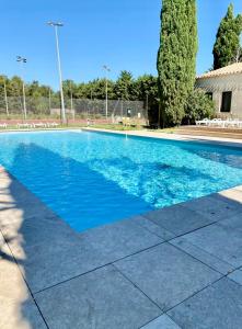 Maisons de vacances Villa Baux-Nheur, Vue Alpilles, Calme, CLIM, 9 personnes : photos des chambres