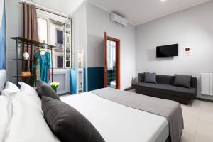 ROYAL ROOMS STATION NAPOLI