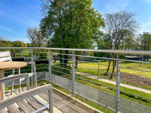 Apartment mit Seeblick - 950 m zum Hundestrand - Wiesengeflüster