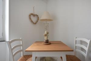 Appartements Studio Romarin : photos des chambres