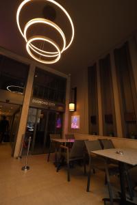 Diamond City Down Town