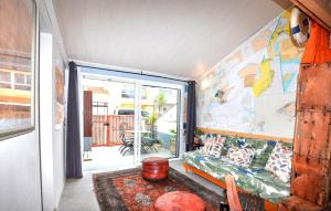 Maisons de vacances Awesome Home In Sainte Marie La Mer Pl : photos des chambres