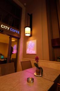 Diamond City Down Town