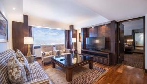 Hyatt Regency Dubai - Corniche