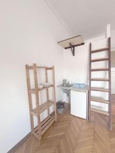 Artist Guest House