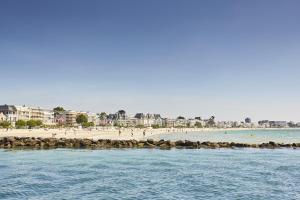Appartements 120 m de la plage- Appartement pour 4 - balcon : photos des chambres