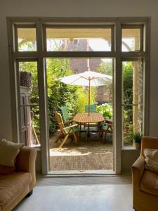 Monumental house near the beach