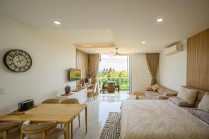 Beach Studio