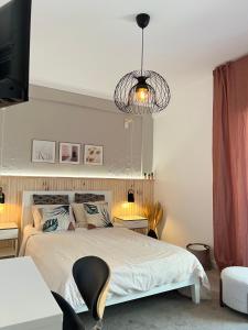 Quarto confortável com varanda