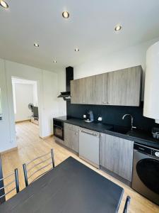 Appartements La Halte Carolo : photos des chambres