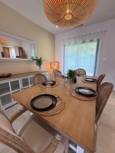Villas New villa 2025 Pyrenees View, Pool & Comfort : photos des chambres