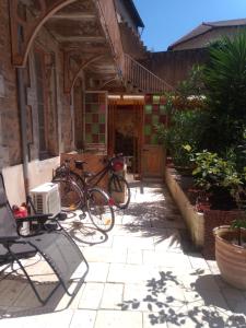 B&B / Chambres d'hotes La Suite Diane du couvent des Capucines avec climatisation : photos des chambres
