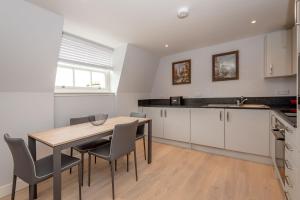 Century Court, North Street No 9