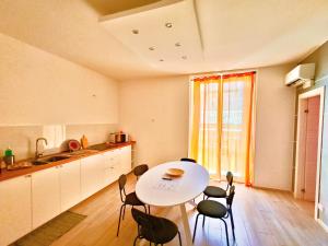 Attico con terrazzo al centro storico di Catania