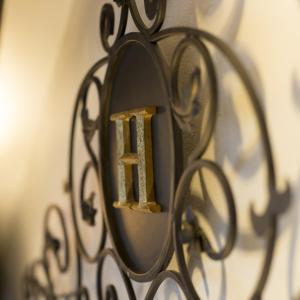 Hotels Logis Hotel Le Cerf : Suite Junior