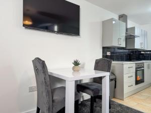 Longford Retreat 4BREn-suite Middlesbrough Entire Home