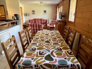 Grand T3 avec cabine - 6 à 8 pers. - Samoëns - FR-1-629-4